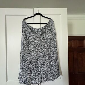 Old Navy, Midi skirt, navy blue and white floral